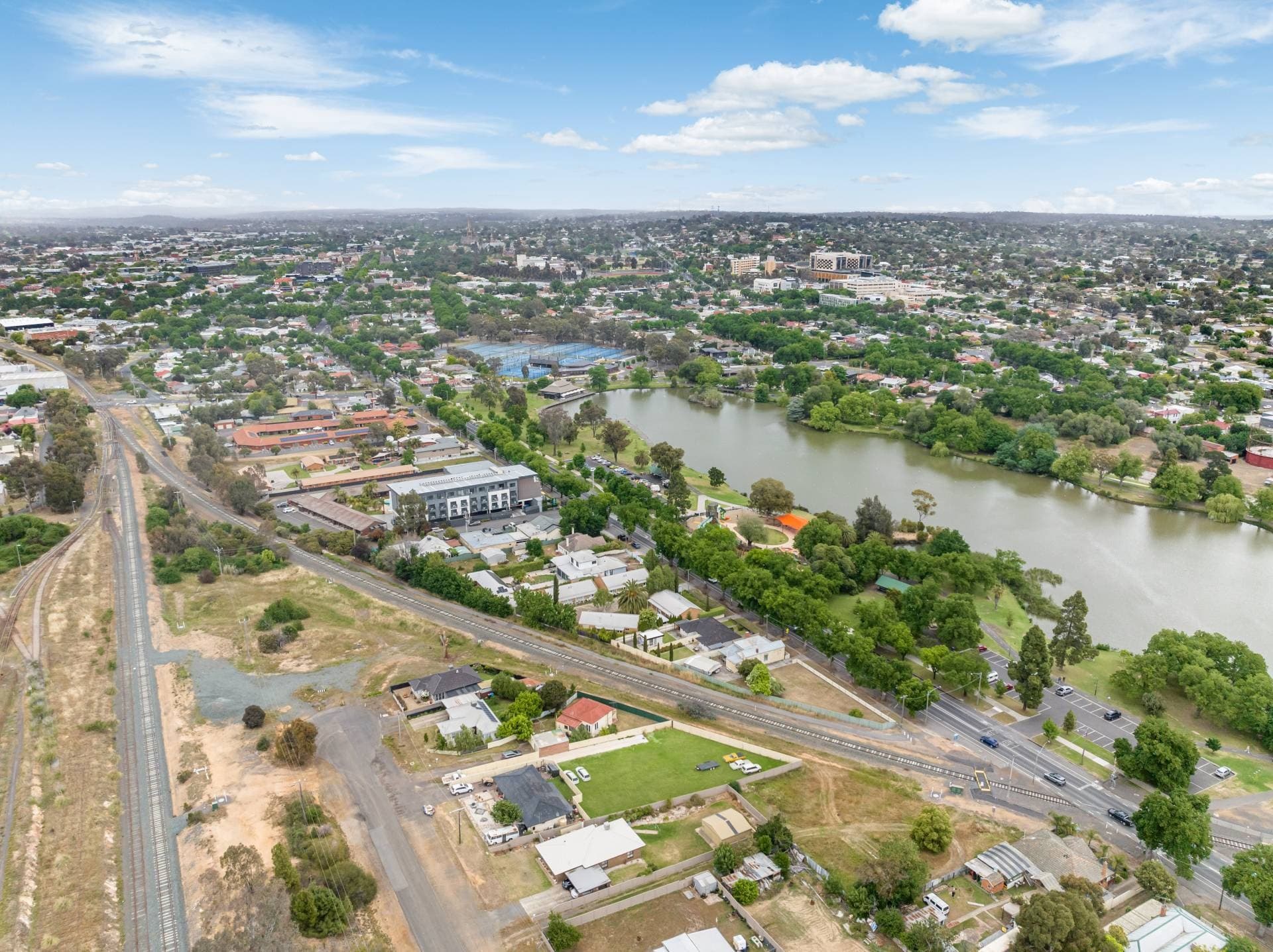 3/5 Bobs Street, White Hills - Thumbnail 6