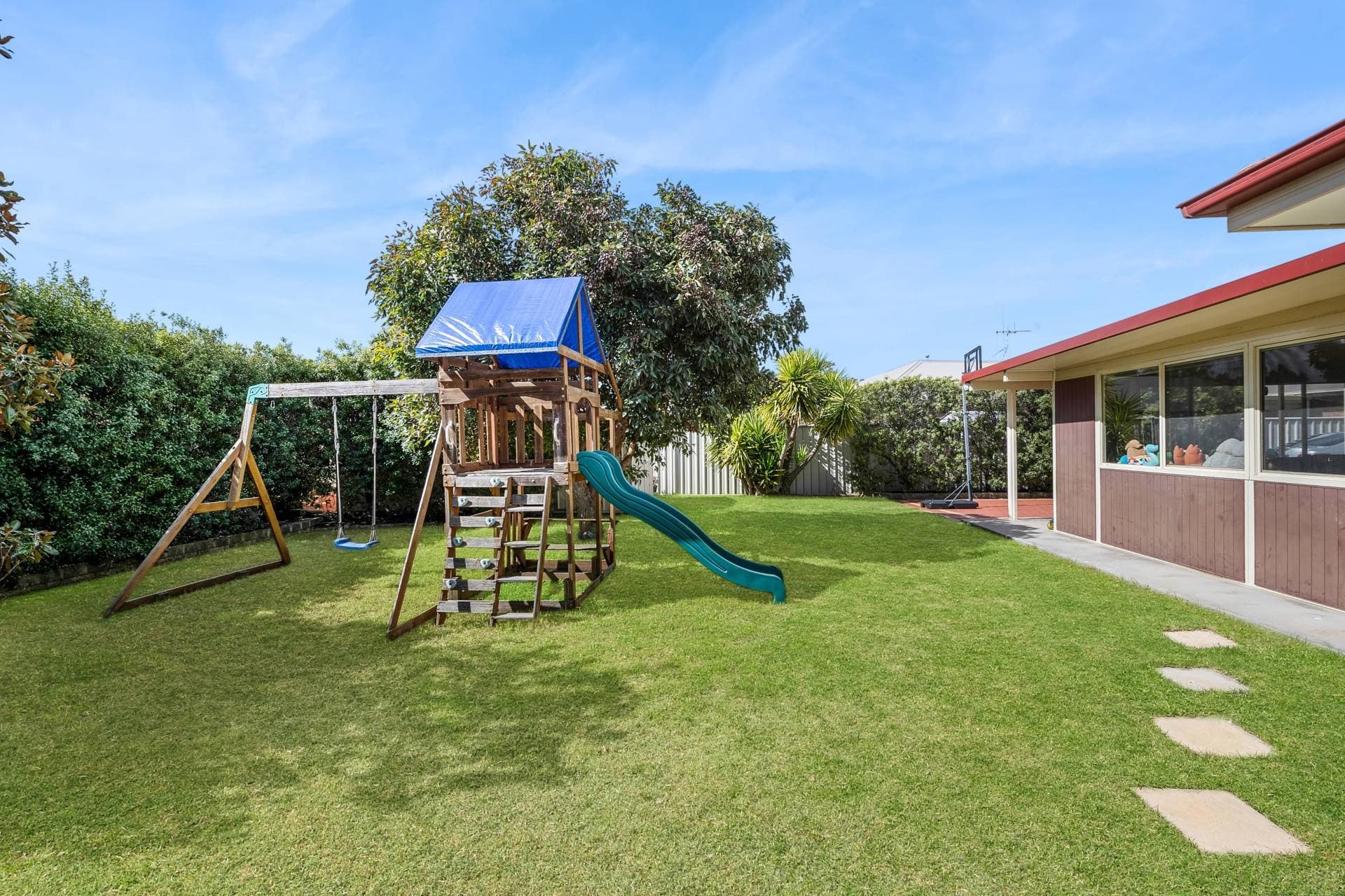5 Alkoomi Ct, Ascot - Thumbnail 2