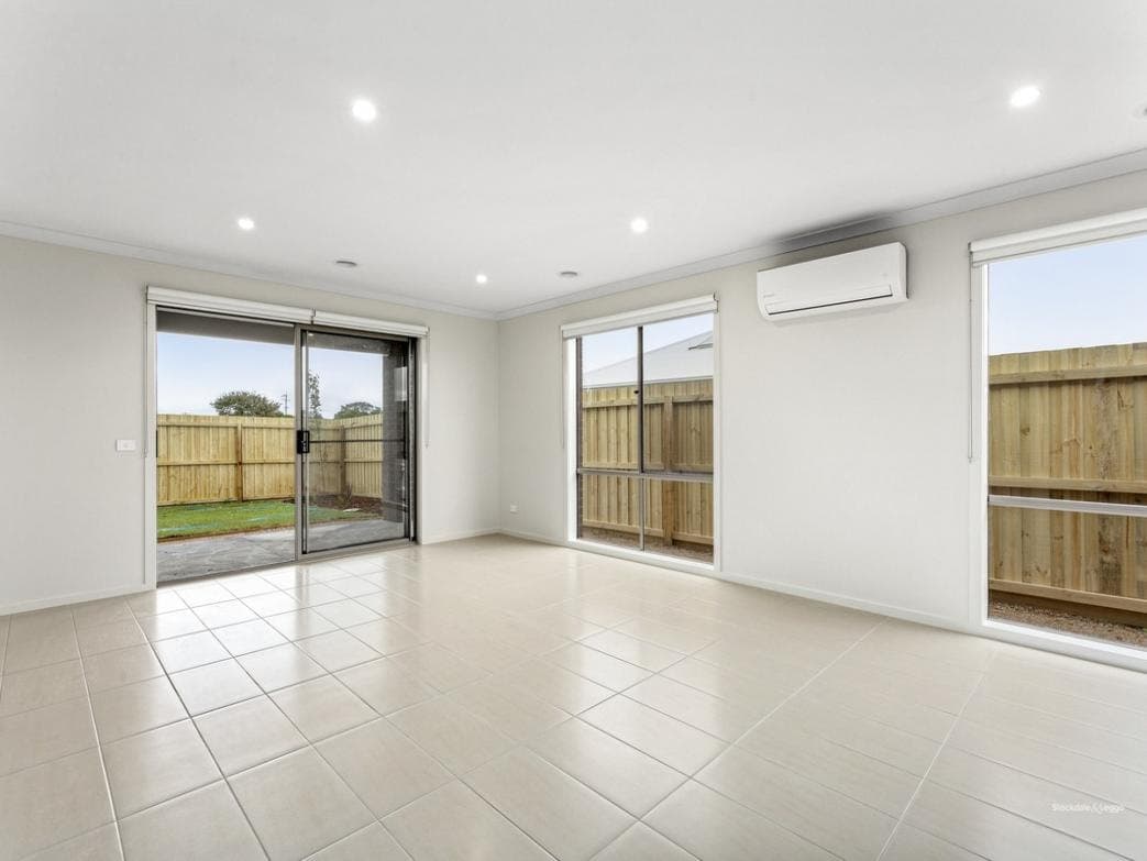 6 Golf View Street, St Leonards, St Leonards - Thumbnail 4