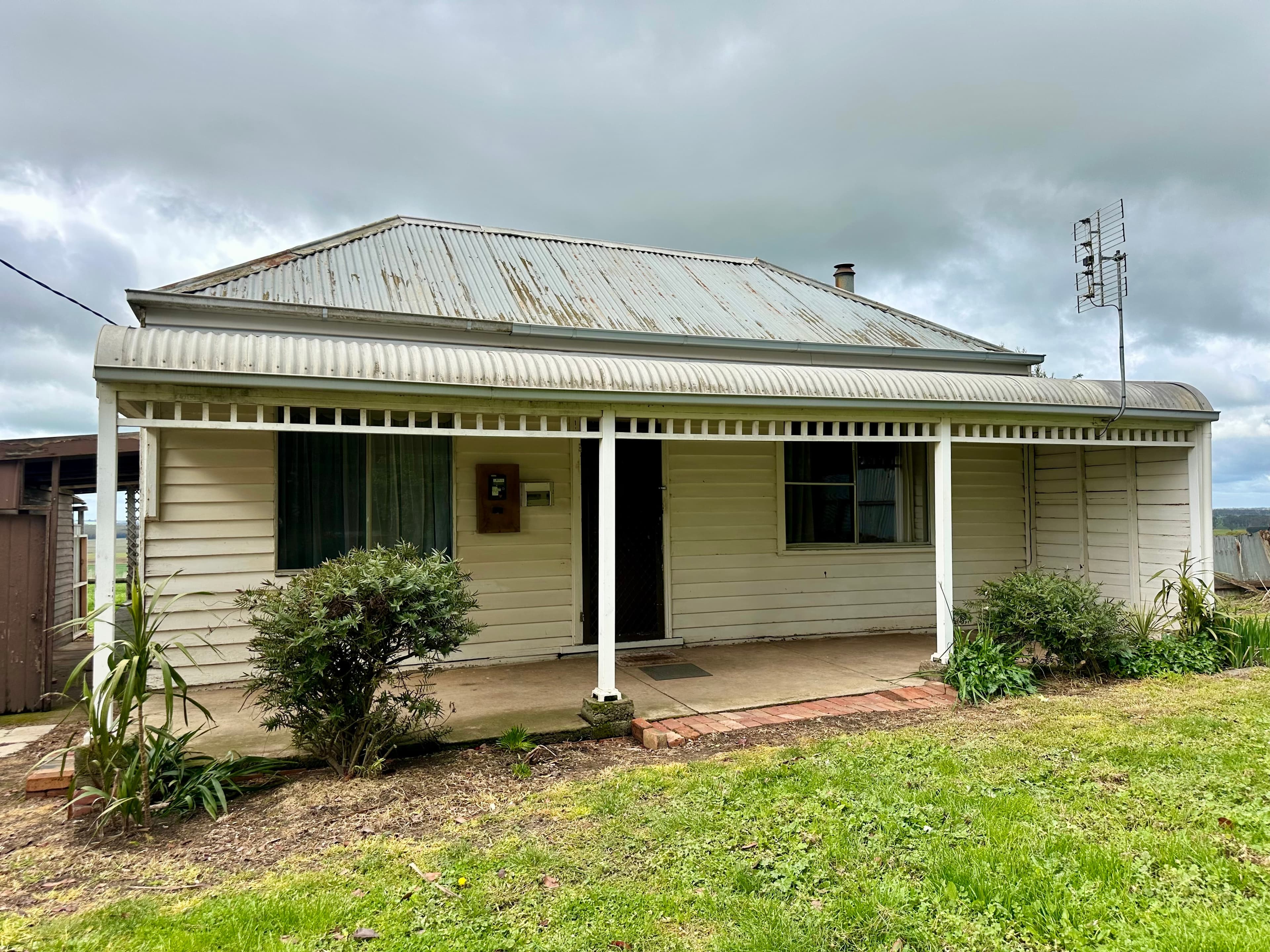 191 Thorntons Road West, Dixie, Dixie - Thumbnail 2