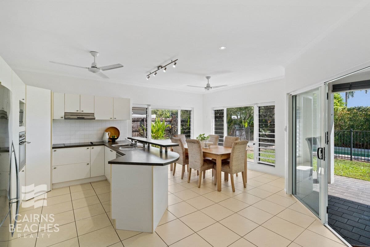 2 Tanjong Close, Kewarra Beach - Thumbnail 2