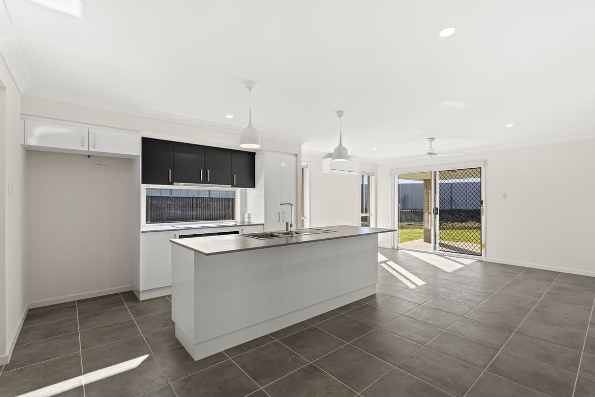 80 Stanley Street, Pittsworth QLD 4356, Pittsworth - Thumbnail 5