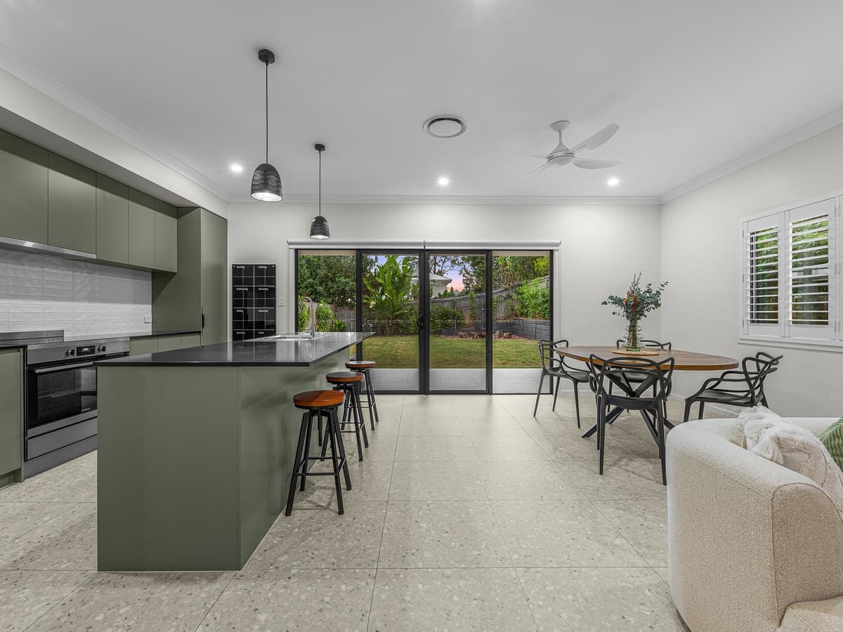17 Michelangelo Street, Fig Tree Pocket QLD 4069, Fig Tree Pocket - Thumbnail 4