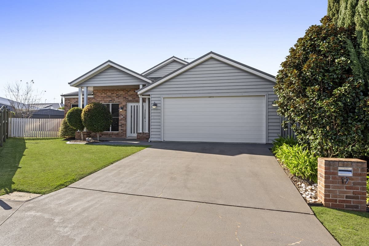 17 Bootes Street, Kearneys Spring QLD 4350, Kearneys Spring - Thumbnail 2