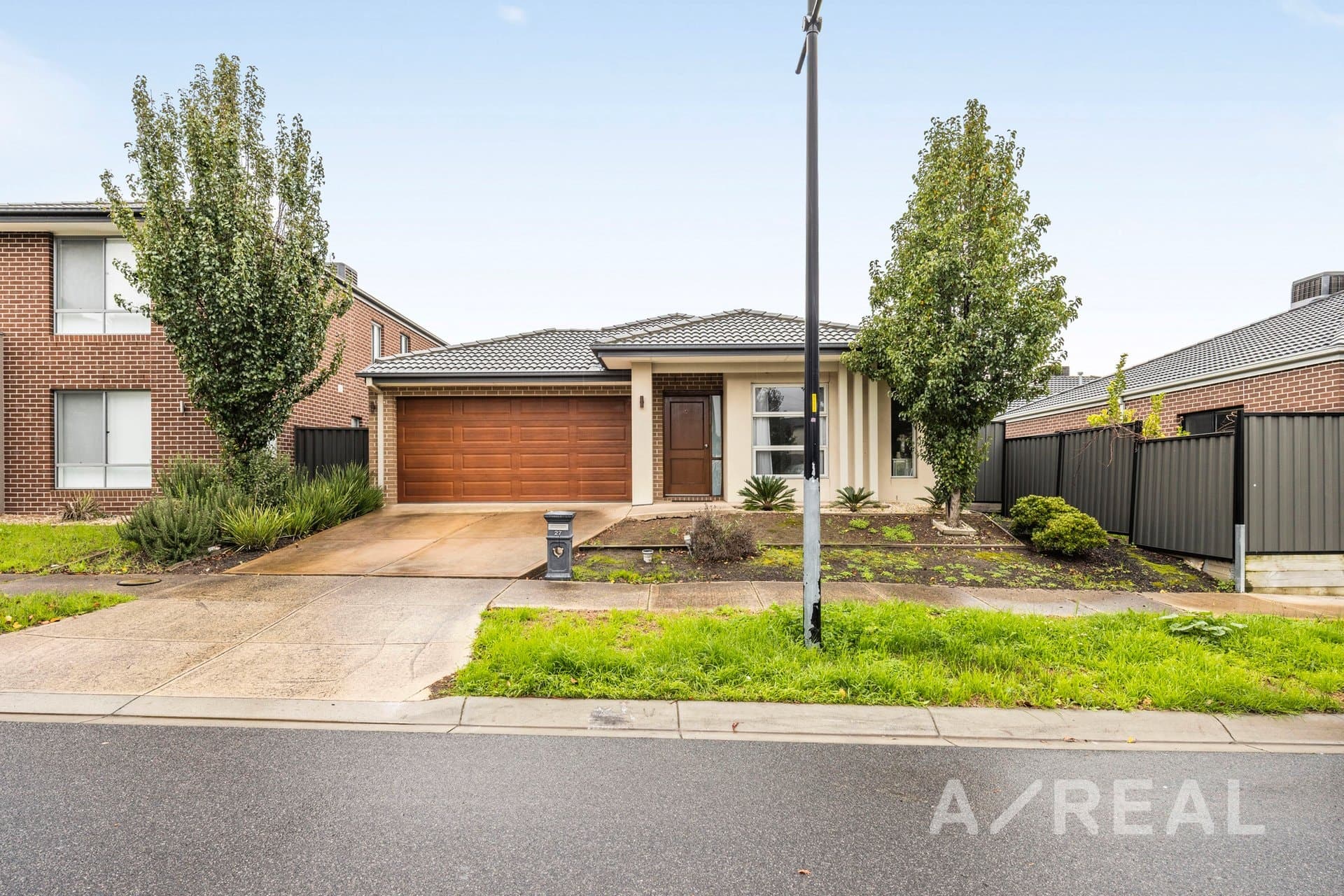 27 Brilliant Street, Roxburgh Park VIC 3064, Roxburgh Park - Thumbnail 2