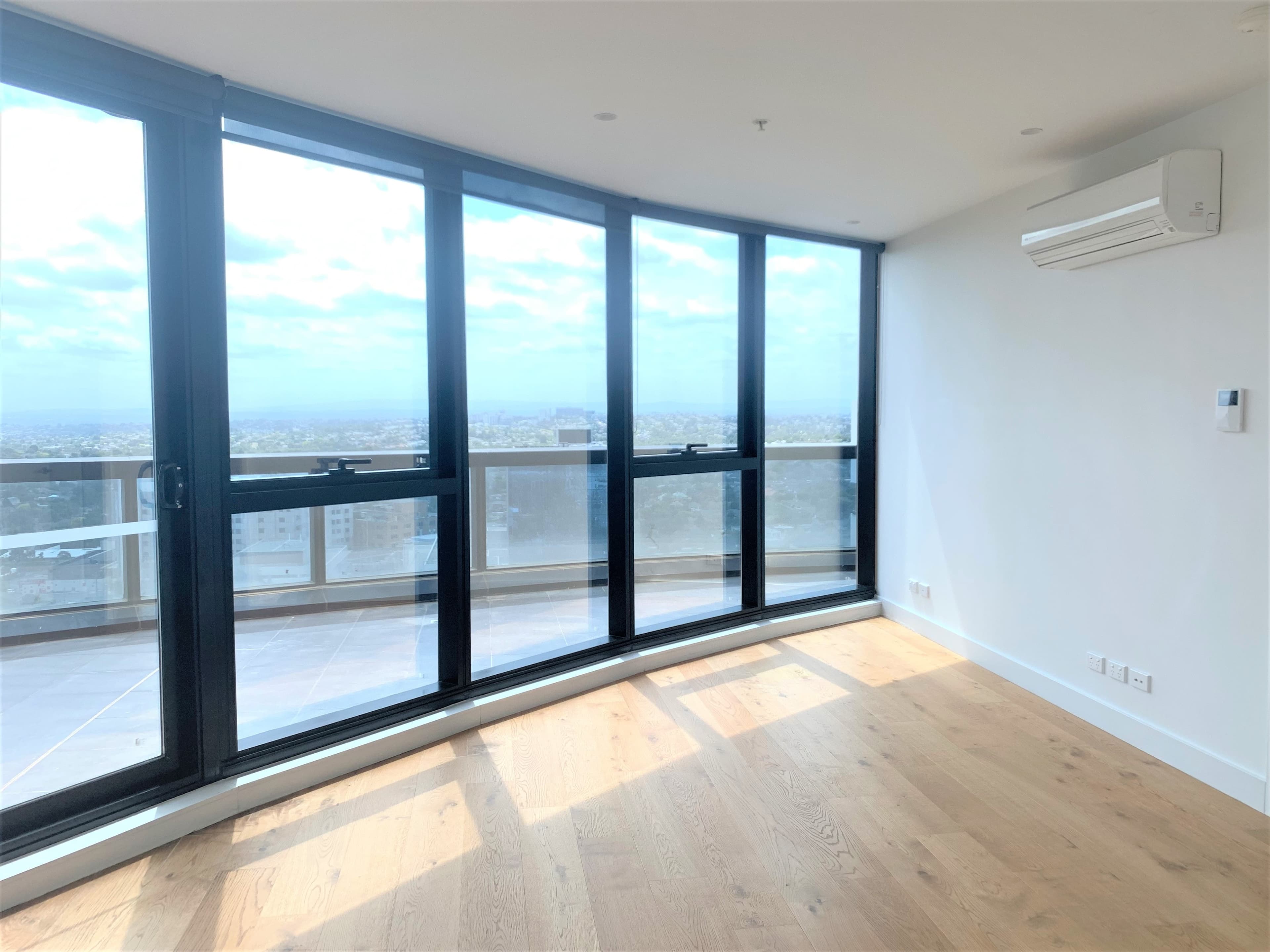 1813/850 Whitehorse Rd, BOX HILL, VIC 3128, Box Hill - Thumbnail 2
