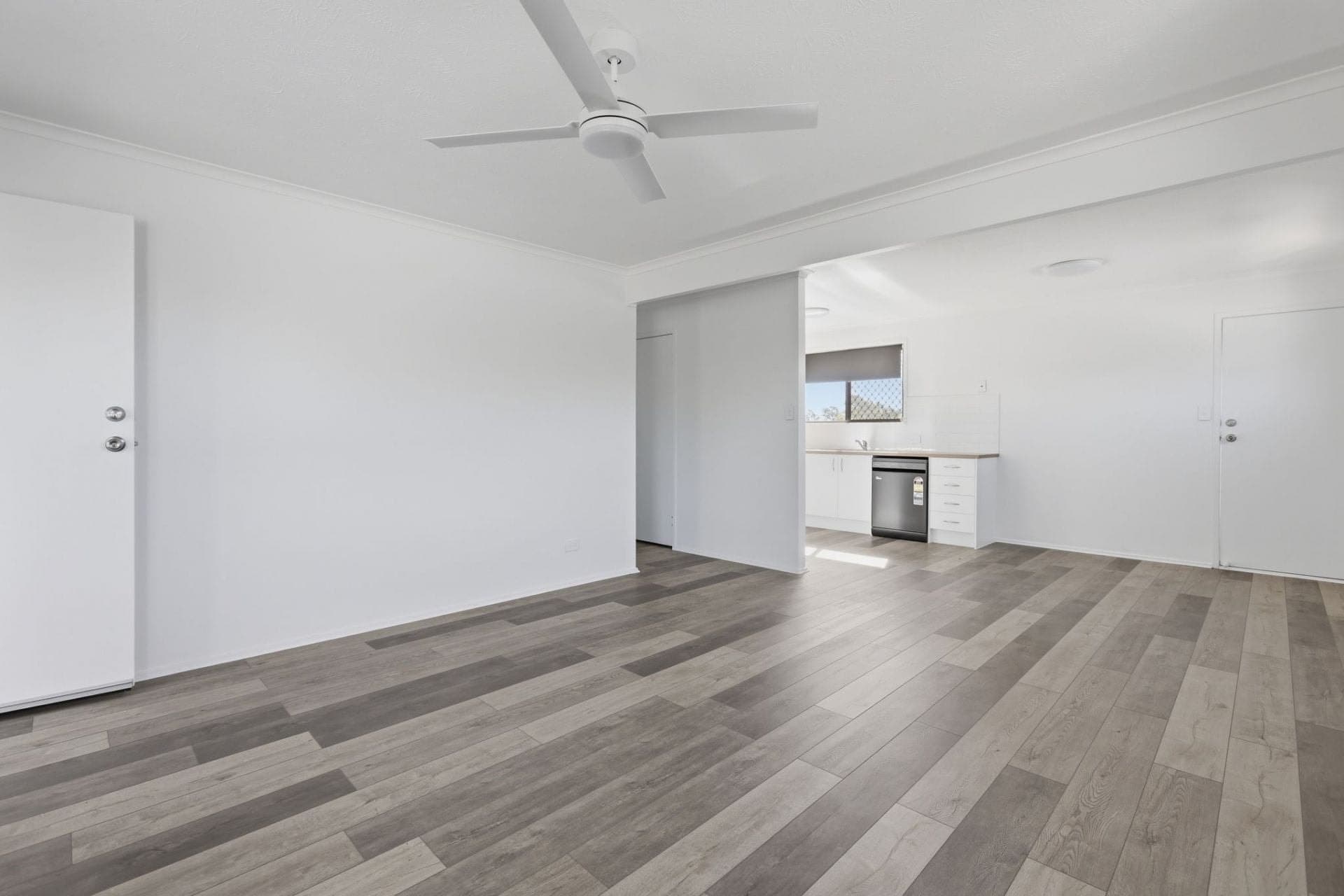 90 Lang Street, SUNNYBANK HILLS, Sunnybank Hills - Thumbnail 7