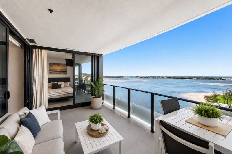1604/180 Marine Parade, LABRADOR, Labrador - Thumbnail 2