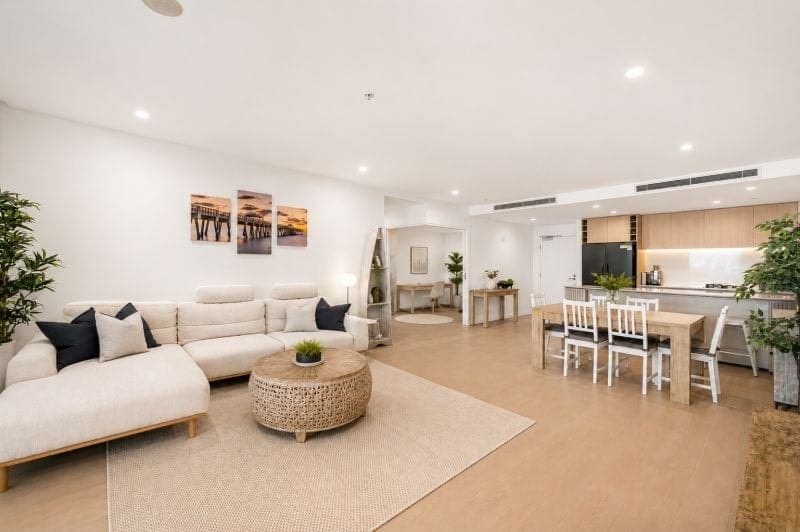 1604/180 Marine Parade, LABRADOR, Labrador - Thumbnail 4
