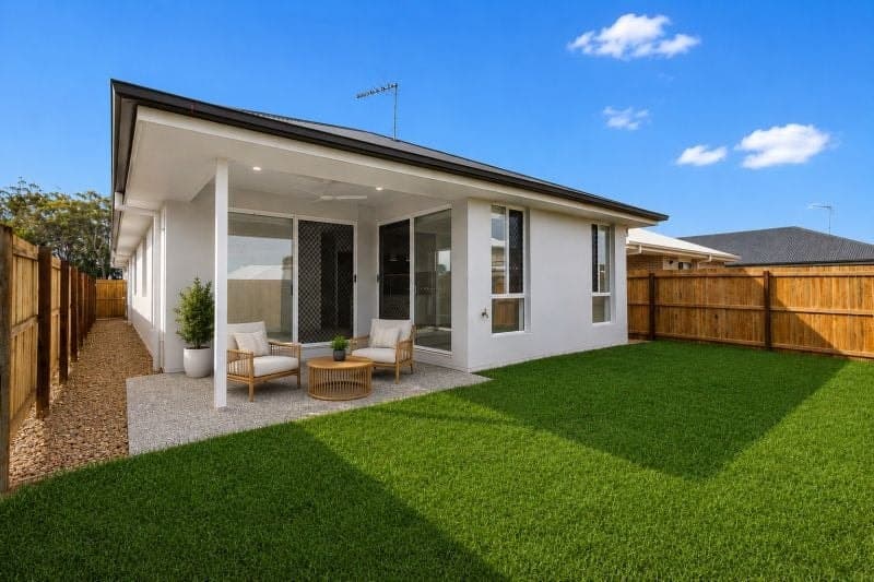 34 Hazell Circuit, VICTORIA POINT, Victoria Point - Image 1