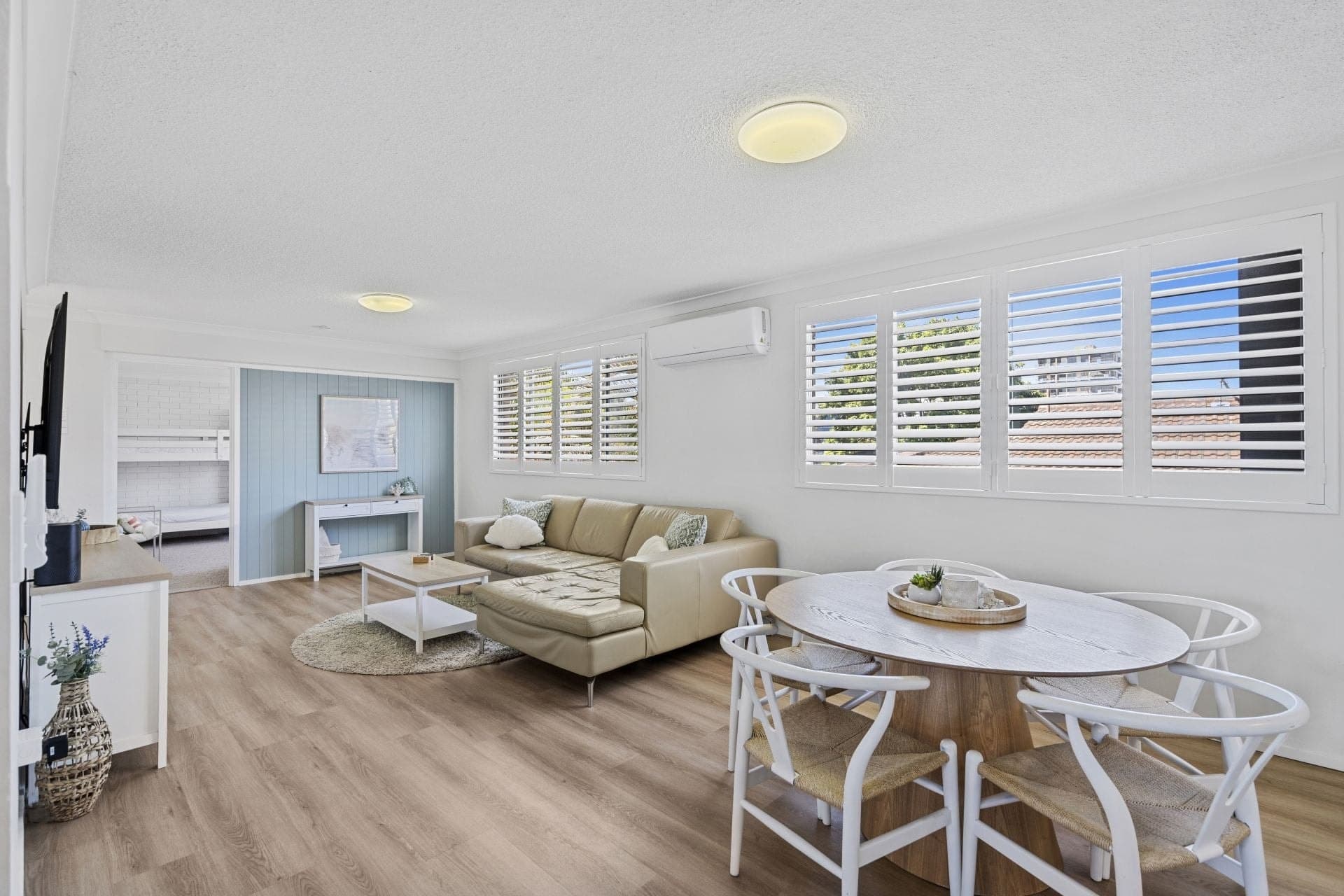 7/10 White Street, SOUTHPORT, Southport - Thumbnail 2