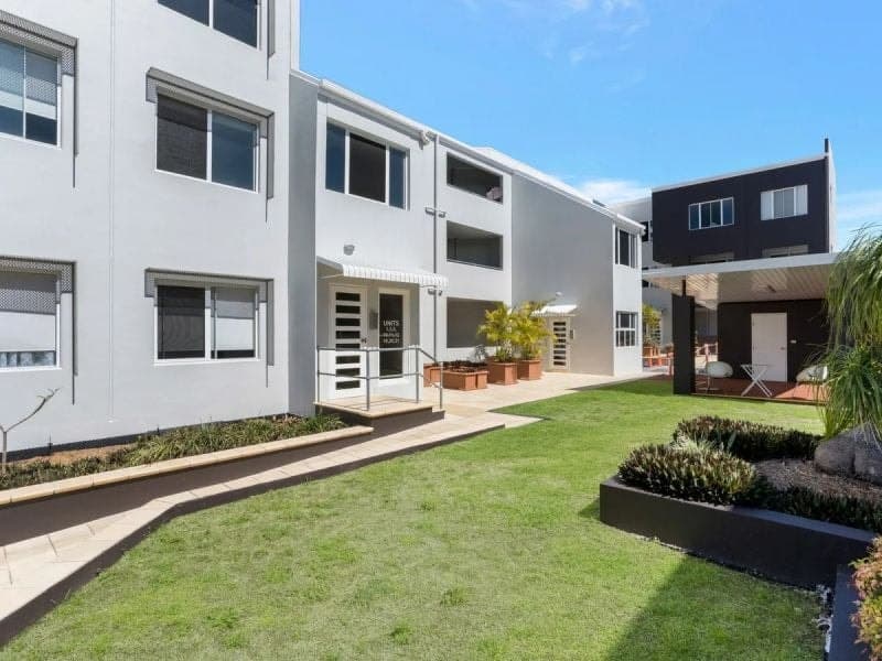 7/6-10 Rose Street, SOUTHPORT, Southport - Thumbnail 6
