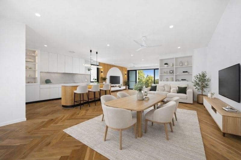 19/2-4 Waterford Court, BUNDALL, Bundall - Thumbnail 3