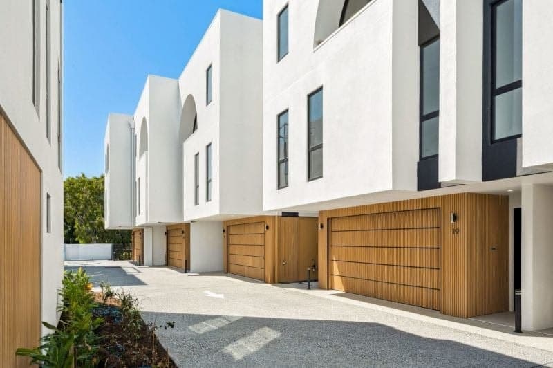 19/2-4 Waterford Court, BUNDALL, Bundall - Thumbnail 7