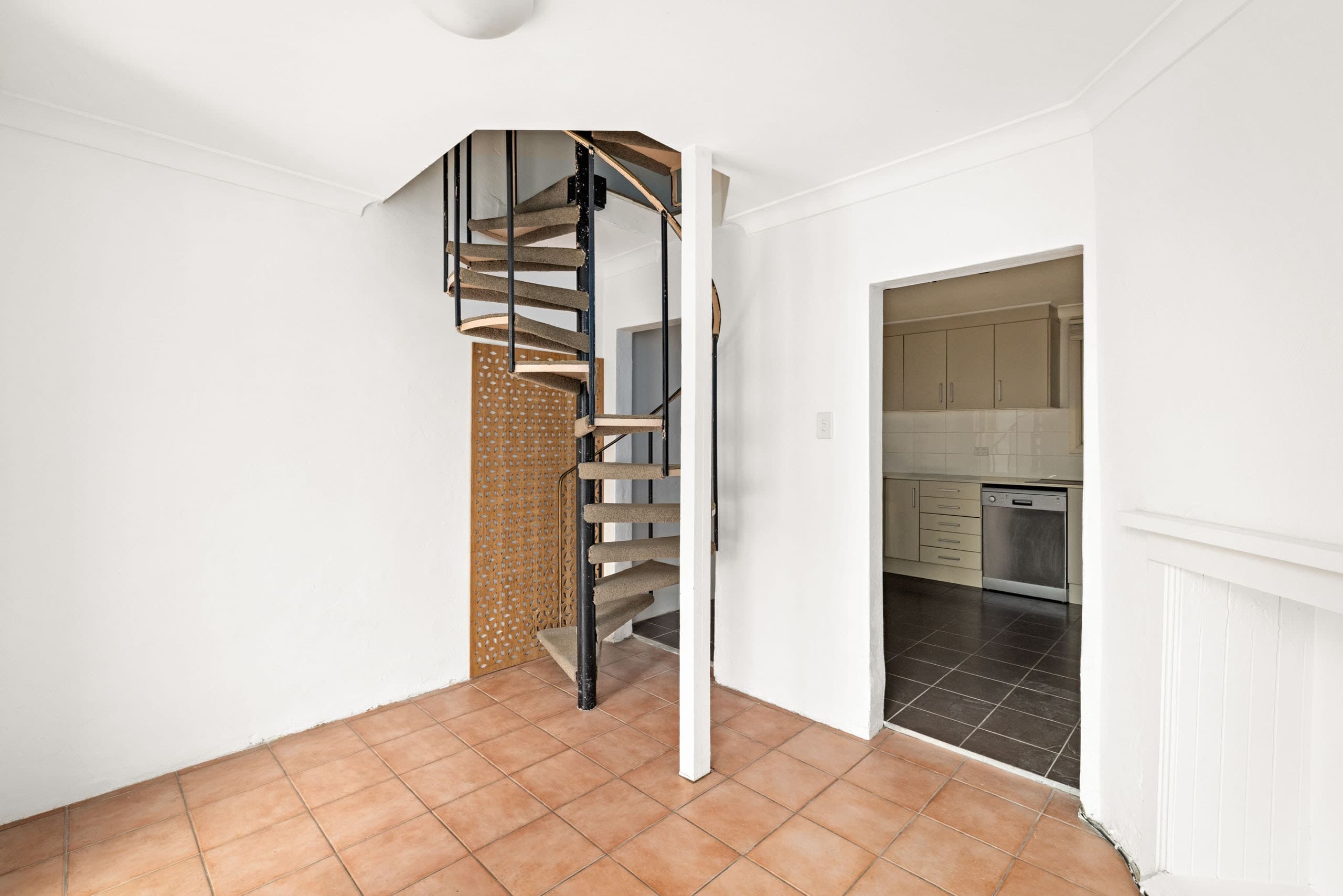57 Gottenham Street, Glebe - Thumbnail 2