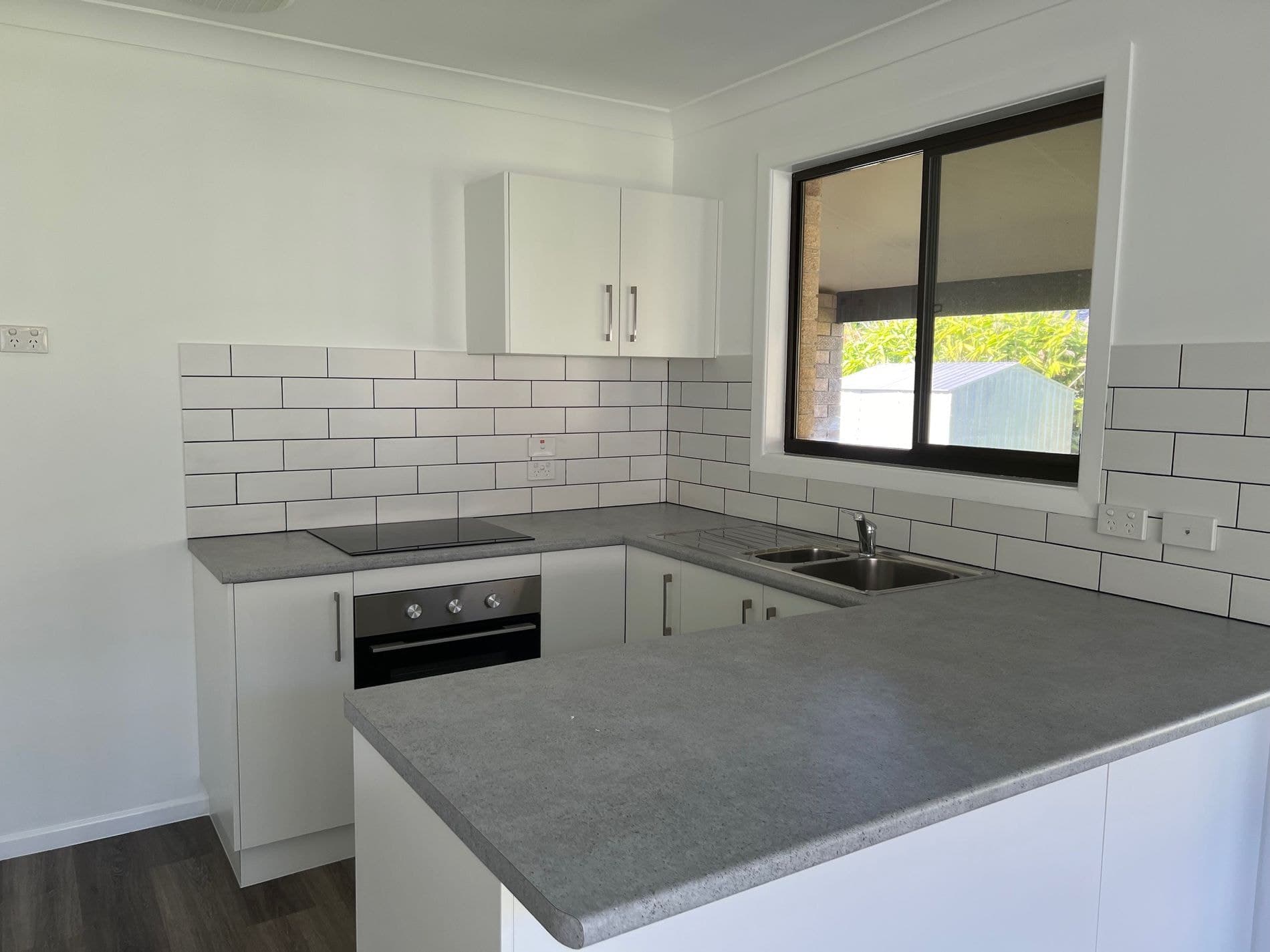 66 Orana Road, 66 Orana Road - Thumbnail 6
