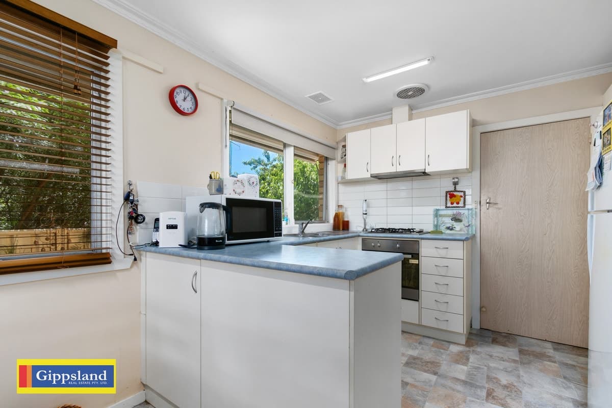142 Powerscourt, MAFFRA, Maffra - Thumbnail 2