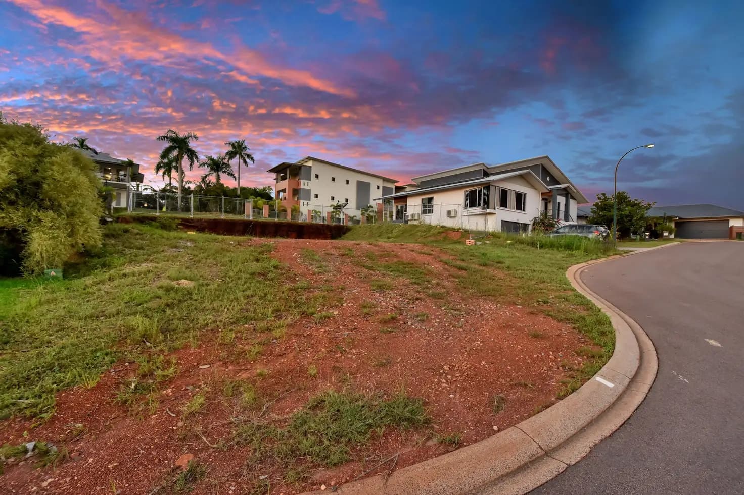 38 Deane Crescent, 38 Deane Crescent - Thumbnail 8