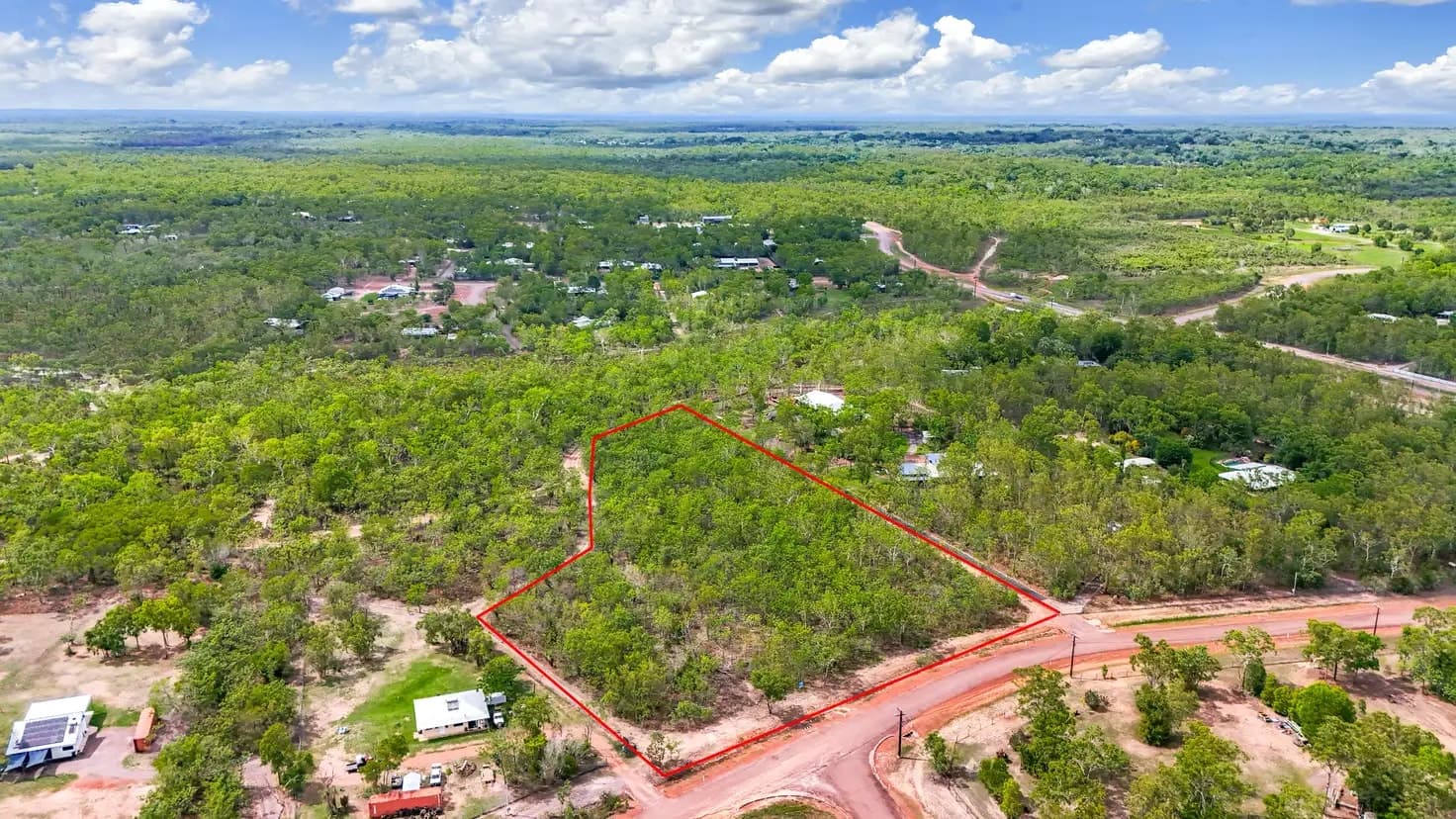 36 Deborah Road, 36 Deborah Road - Thumbnail 2