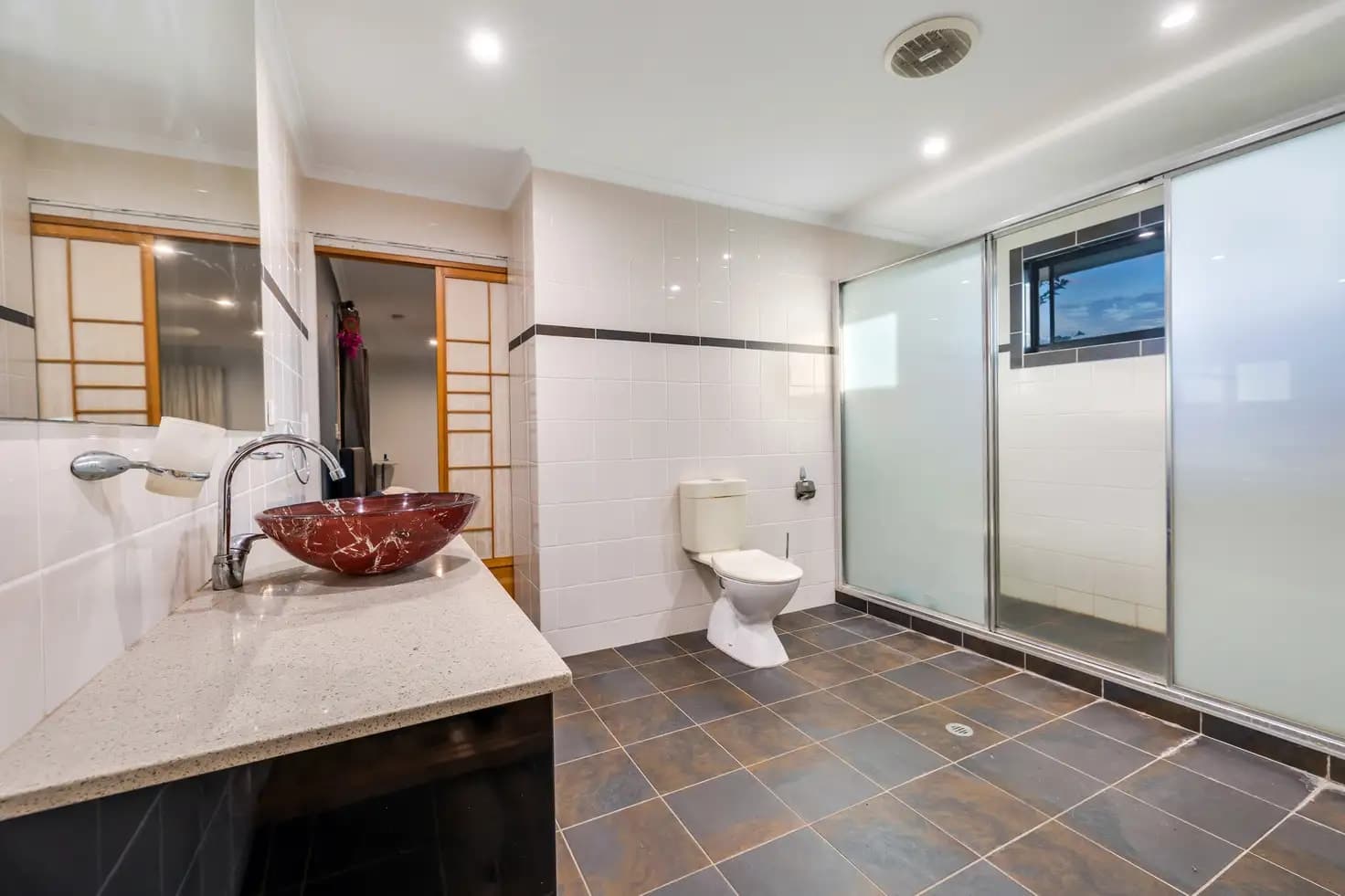 12 Campden Court, 12 Campden Court - Thumbnail 5