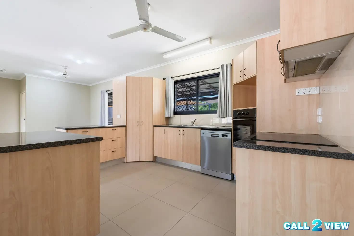 18 Currie Crescent, 18 Currie Crescent - Thumbnail 6