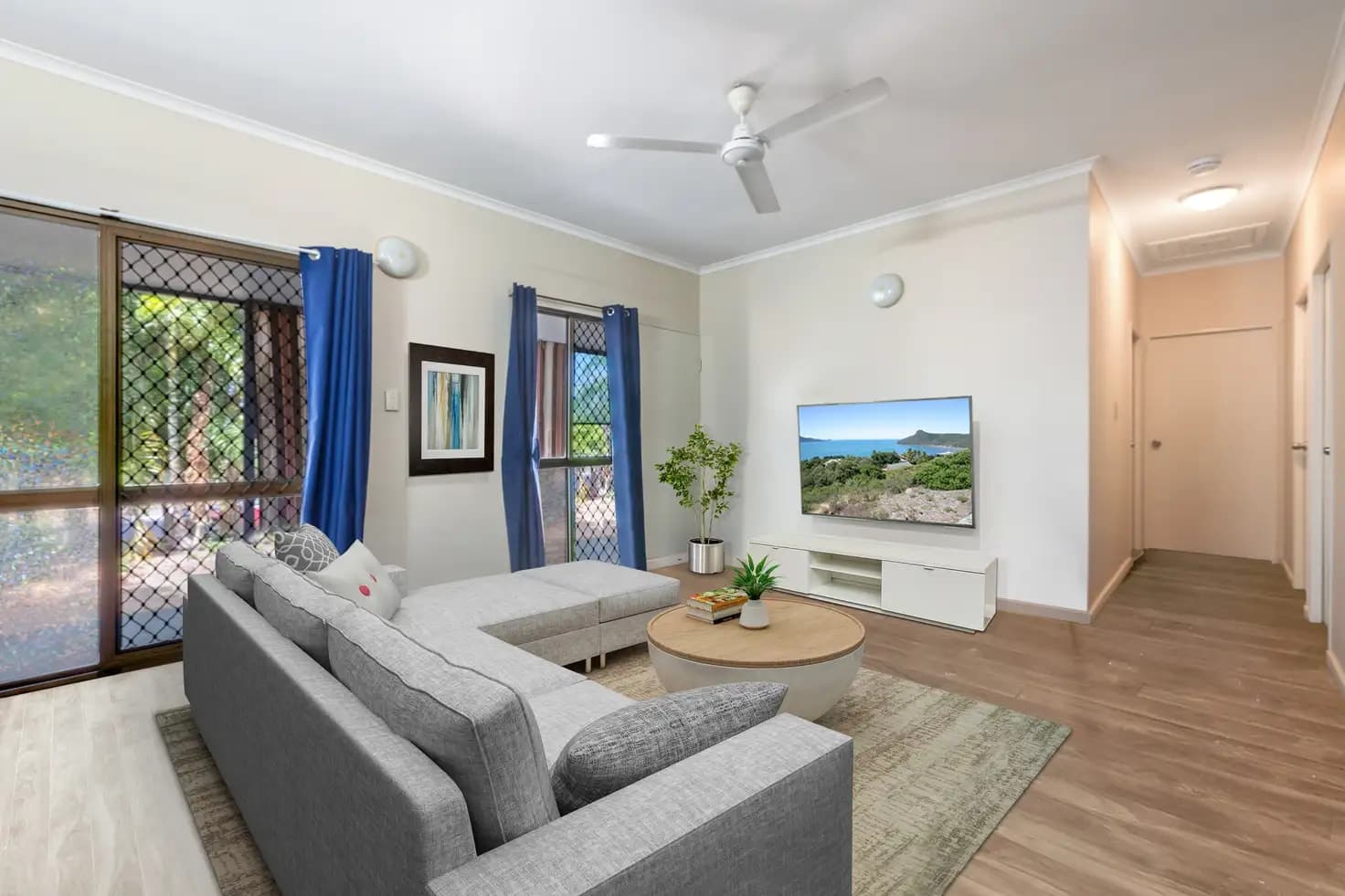 49 Essington Avenue, 49 Essington Avenue - Thumbnail 4