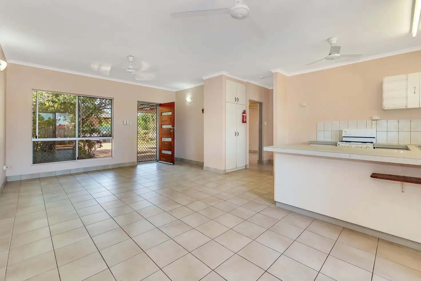 1/10 Timpson Court, 1/10 Timpson Court - Thumbnail 4