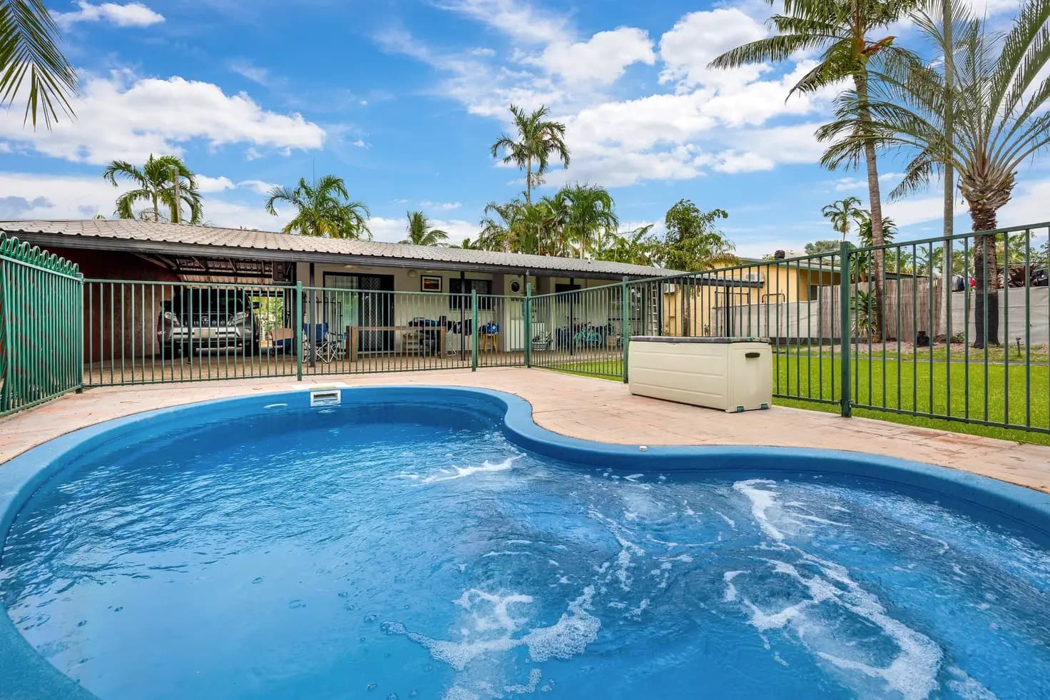 2 Aunger Crescent, 2 Aunger Crescent - Image 1