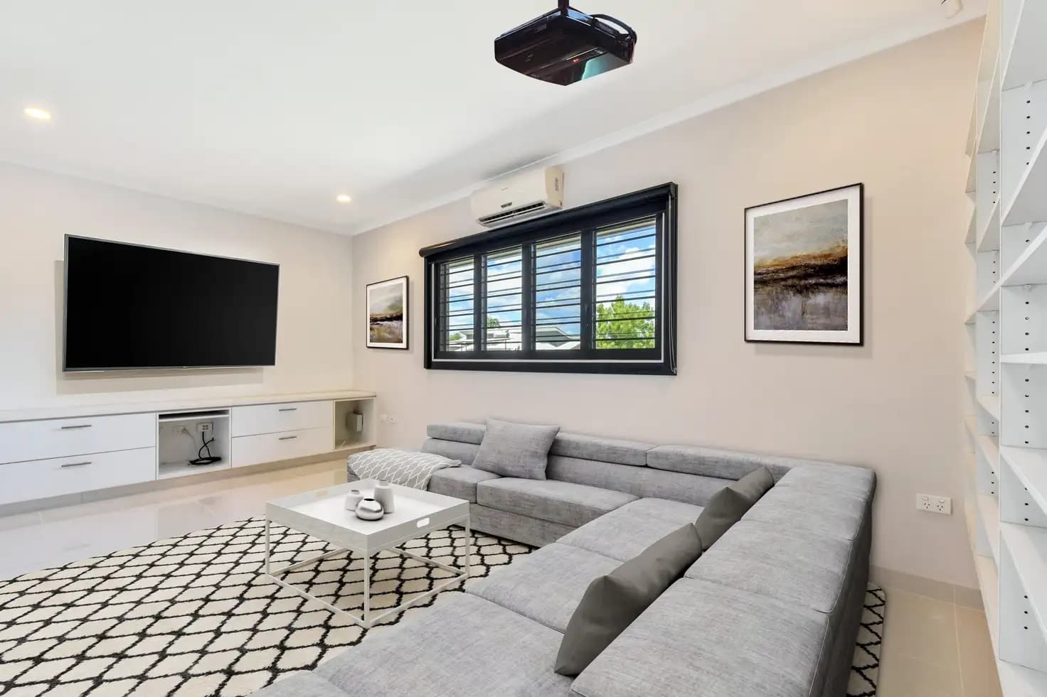 52 Deane Crescent, 52 Deane Crescent - Thumbnail 6
