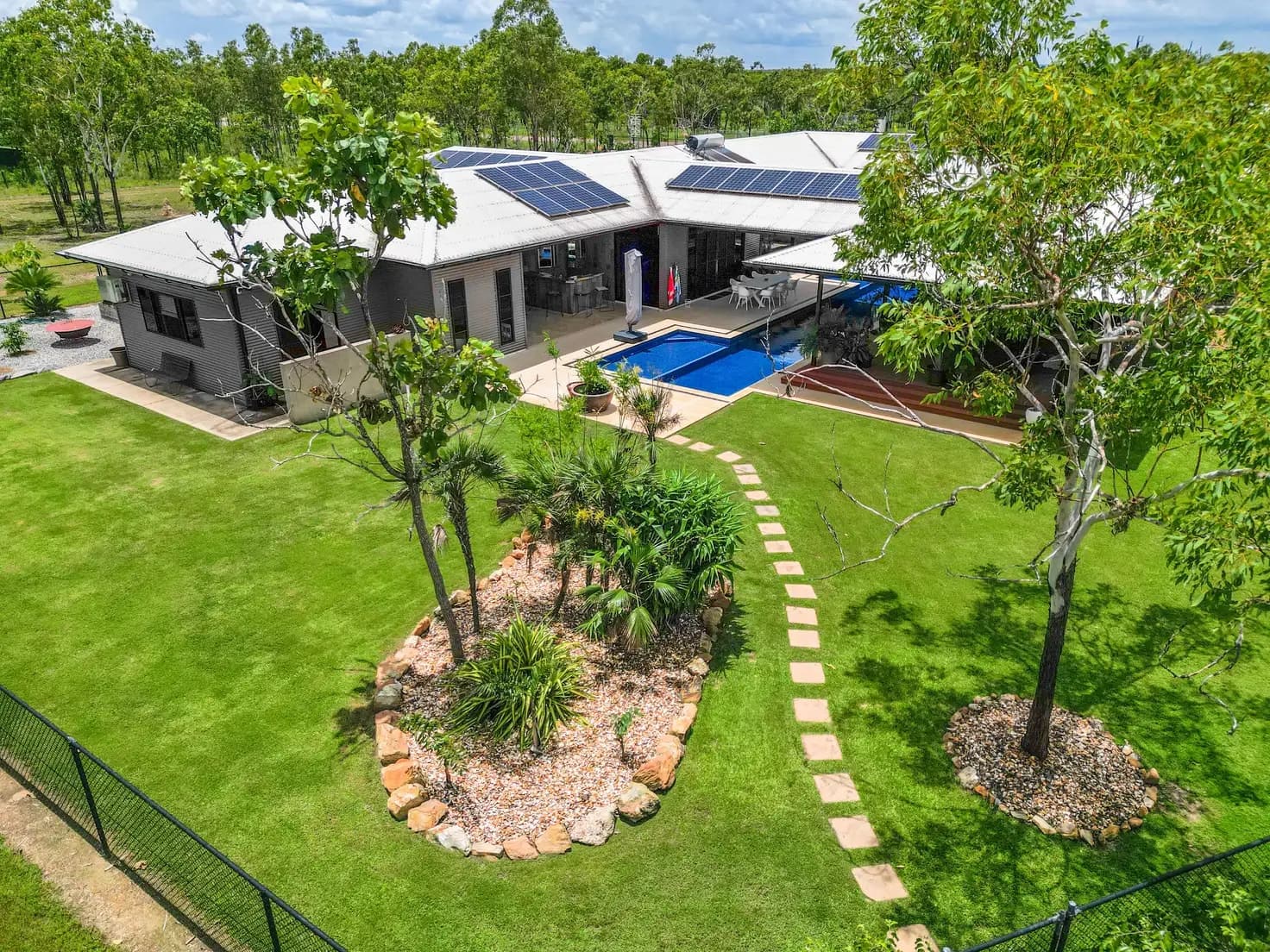 98 Kultarr Road, 98 Kultarr Road - Thumbnail 2