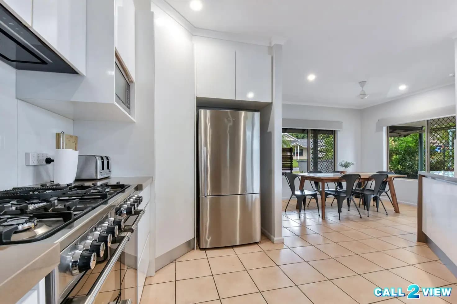 33 Whitington Circuit, 33 Whitington Circuit - Thumbnail 2