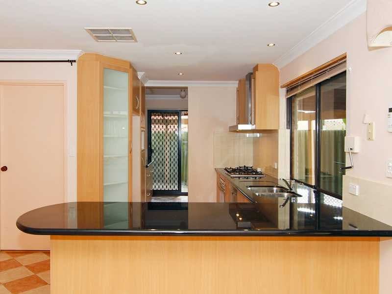 12 Granville Grove, Noranda - Thumbnail 5