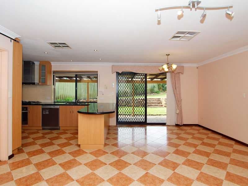 12 Granville Grove, Noranda - Thumbnail 8