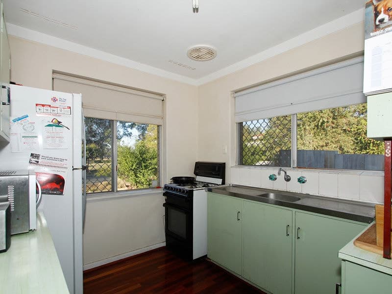 49 Mary Crescent, Eden Hill - Thumbnail 4