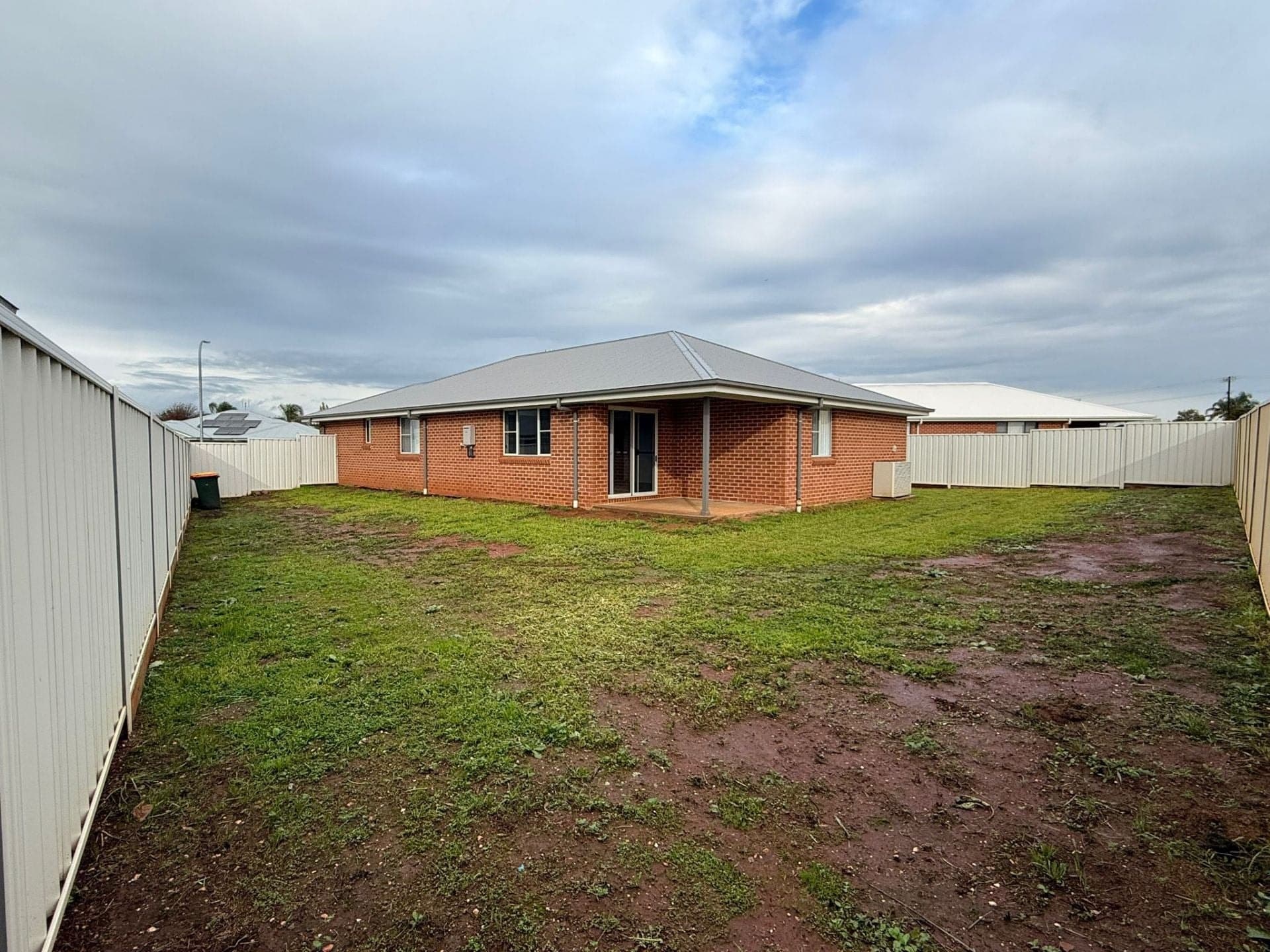 12 Yuwambi Close, Parkes NSW, Parkes - Image 1