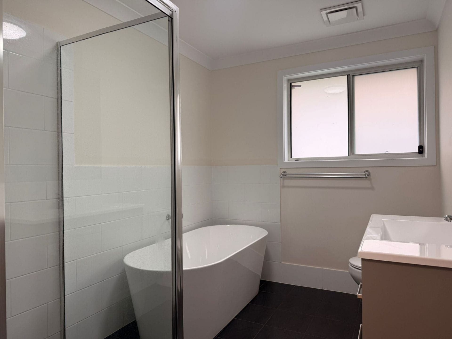 12 Yuwambi Close, Parkes NSW, Parkes - Thumbnail 7