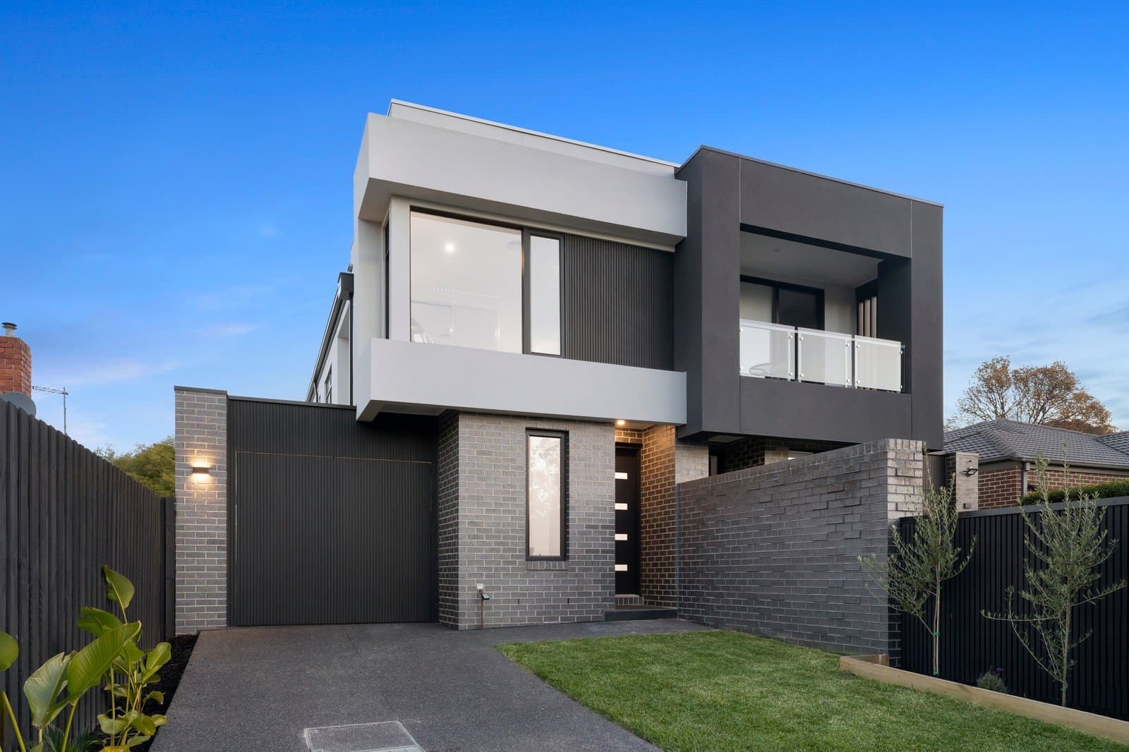 12b Victoria Street,
                        
                    
                    
                        
                            Parkdale, Parkdale - Image 1