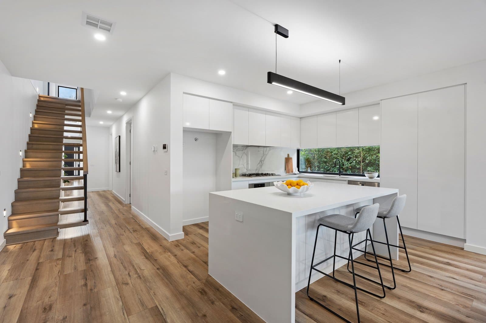 8B Walnut Street,
                        
                    
                    
                        
                            Ormond, Ormond - Thumbnail 3