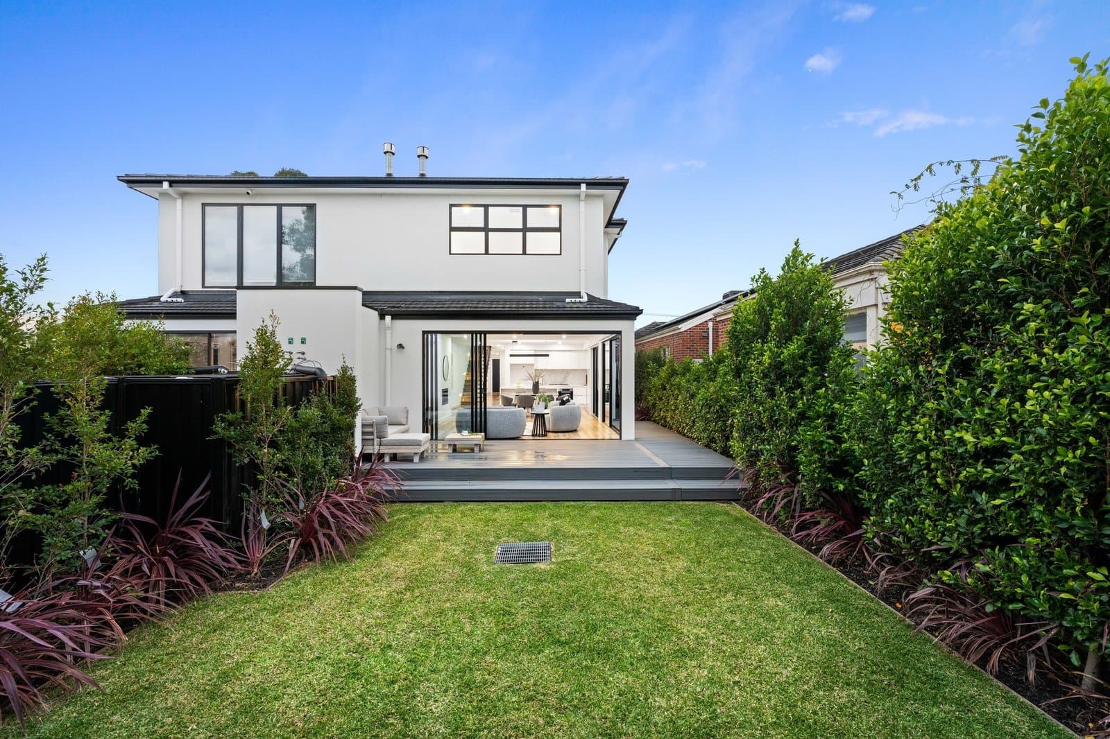 8B Walnut Street,
                        
                    
                    
                        
                            Ormond, Ormond - Thumbnail 8