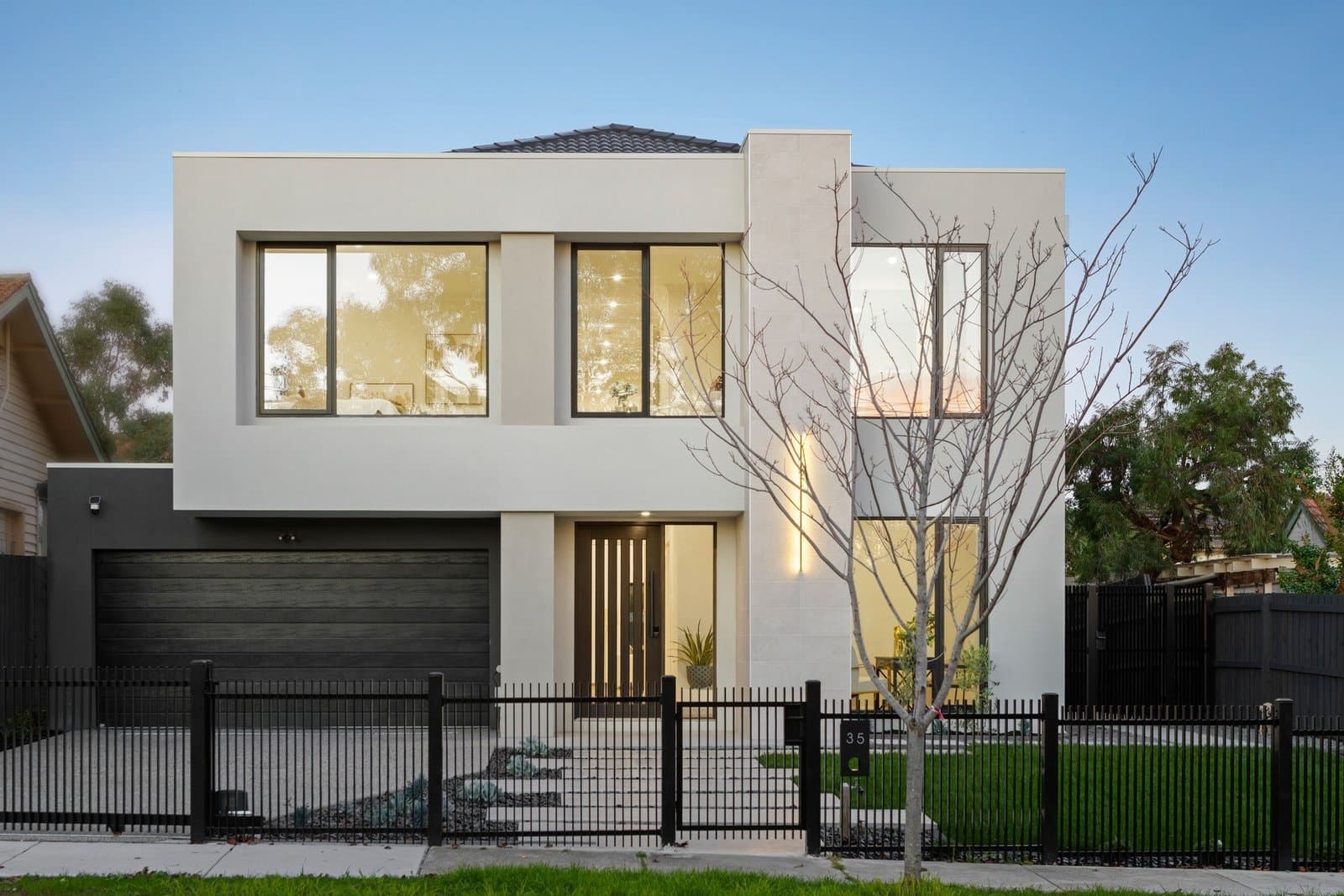35 Everton Grove,
                        
                    
                    
                        
                            Surrey Hills, Surrey Hills - Image 1