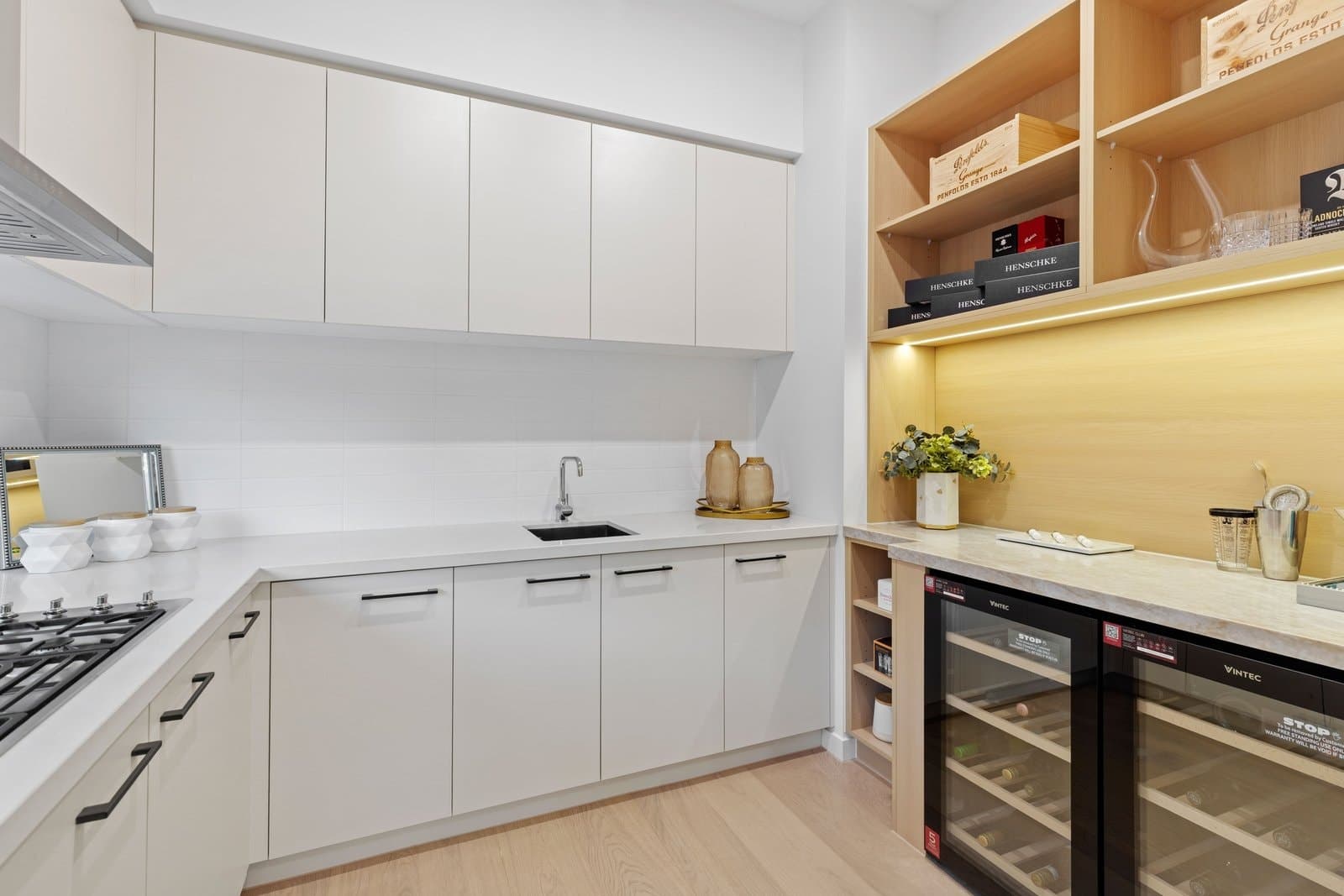 35 Everton Grove, Surrey Hills, Surrey Hills - Thumbnail 4