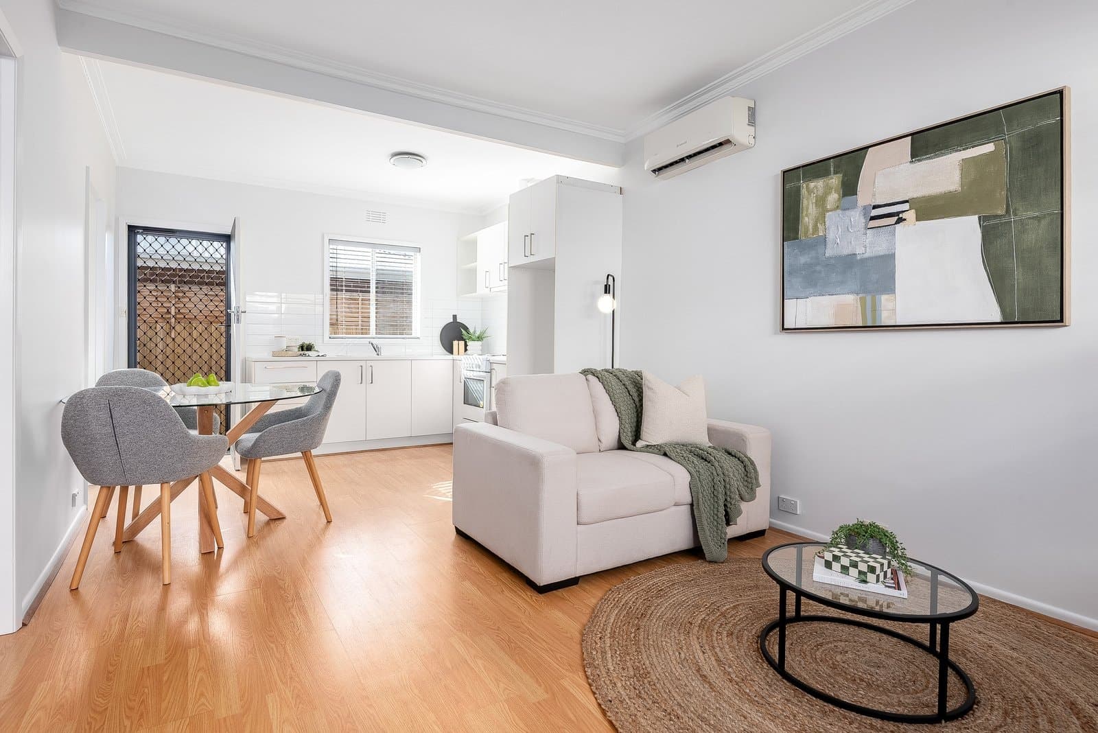 2/3 Walter Street, East Geelong, East Geelong - Thumbnail 2