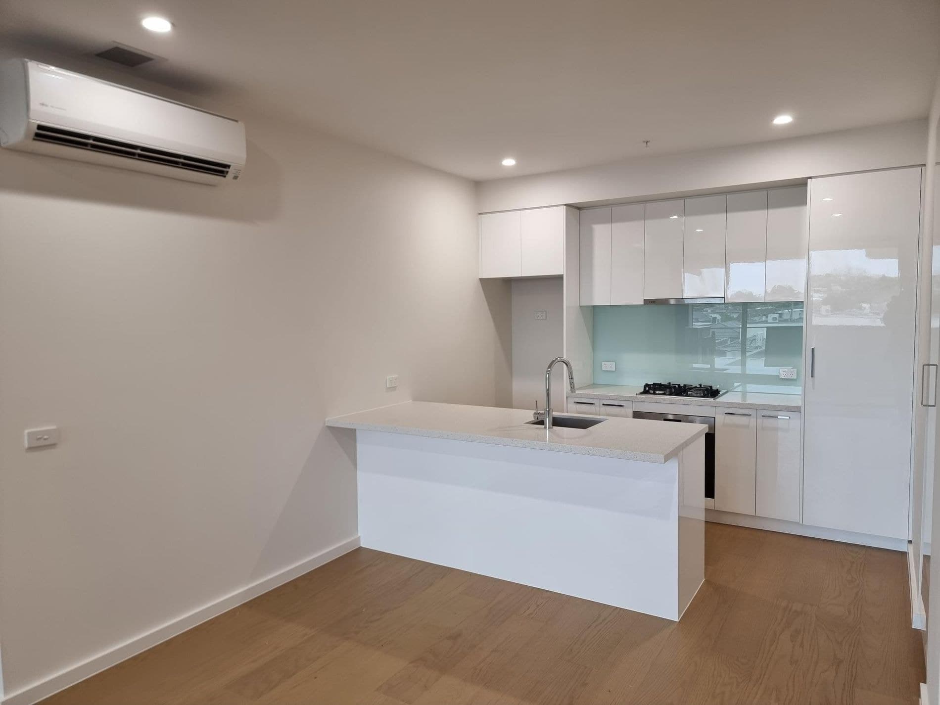 306 / 76 Tyler Street, RESERVOIR, Reservoir - Thumbnail 3