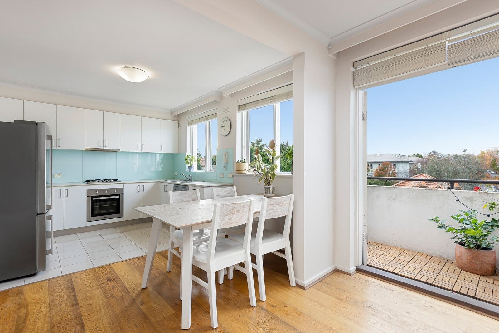 15/33 Hotham Street,
                        
                    
                    
                        
                            St Kilda East, St Kilda East - Image 1