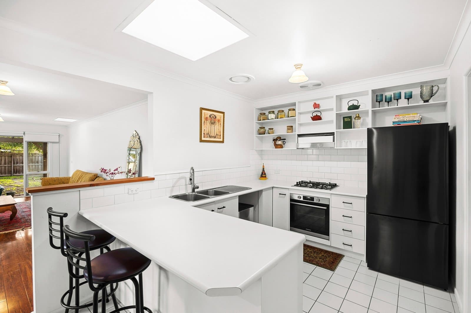 27 Jabone Terrace, Bell Park, Bell Park - Thumbnail 3