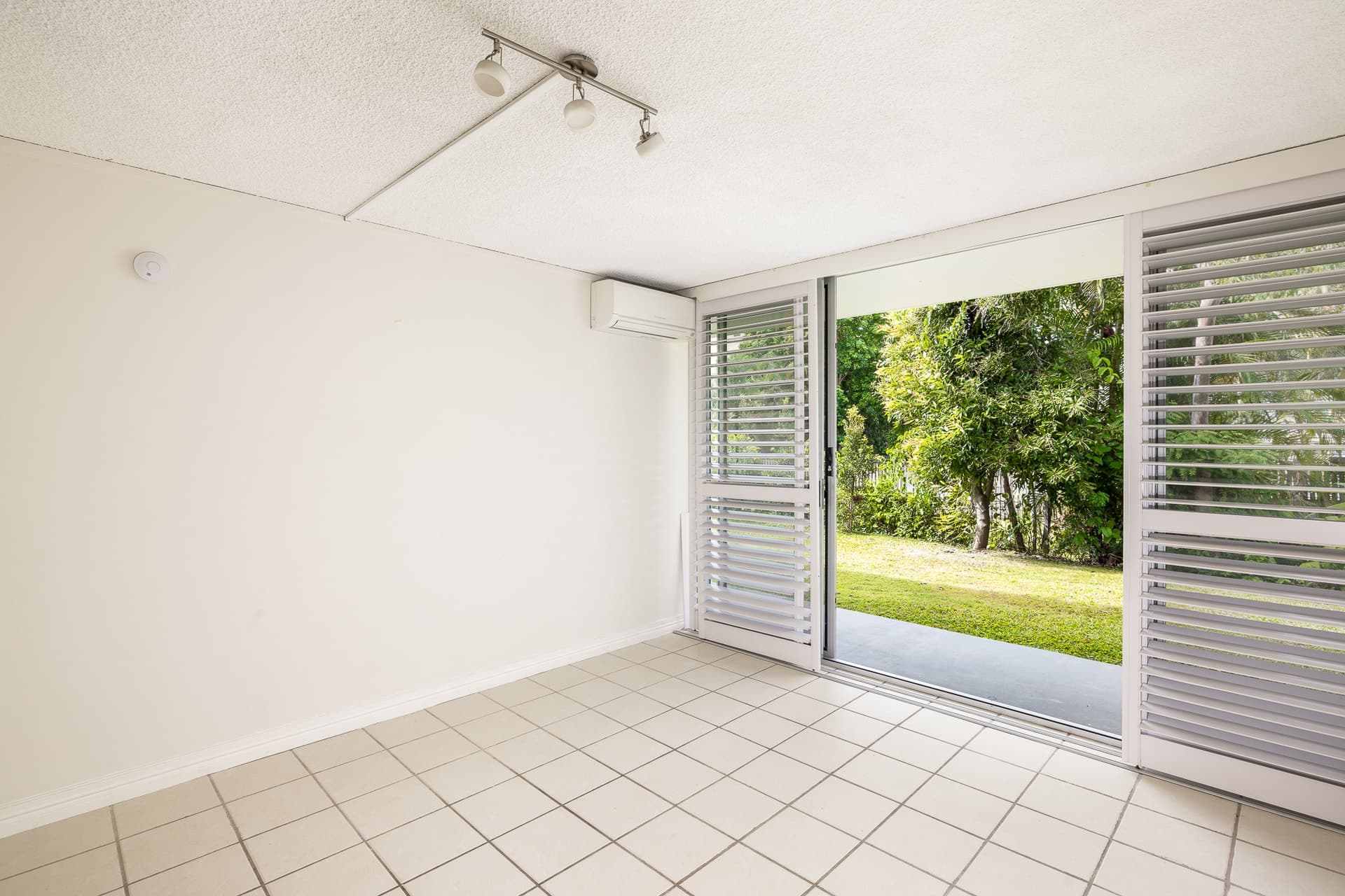 2/46 Reeve Street, Clayfield QLD 4011, Clayfield - Thumbnail 4