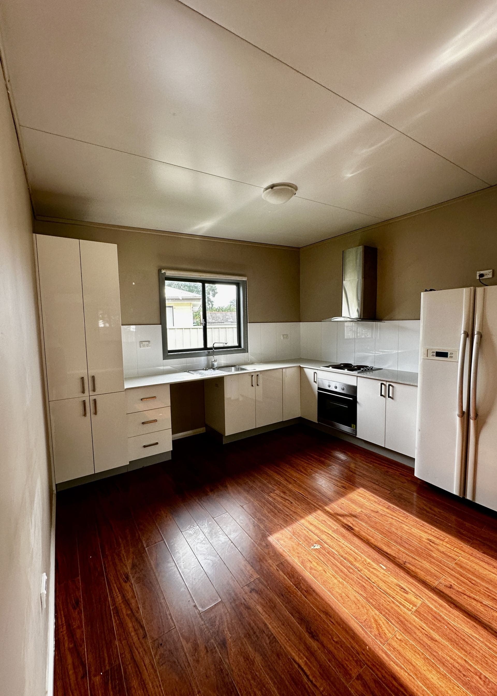 2b Rosalind Road Marayong NSW, Marayong - Thumbnail 2