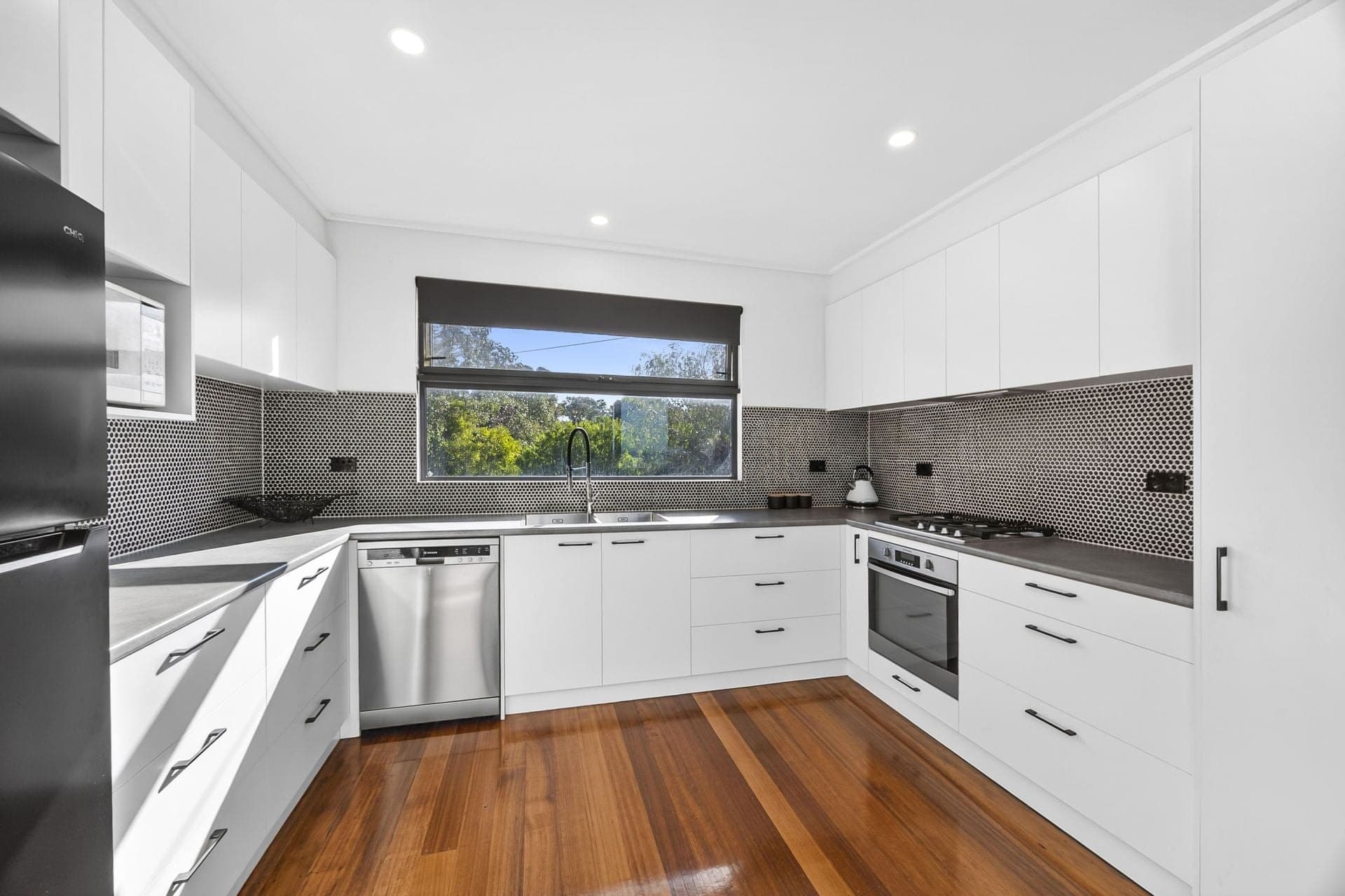 2/80 Fifth Avenue Anglesea VIC, Anglesea - Thumbnail 2