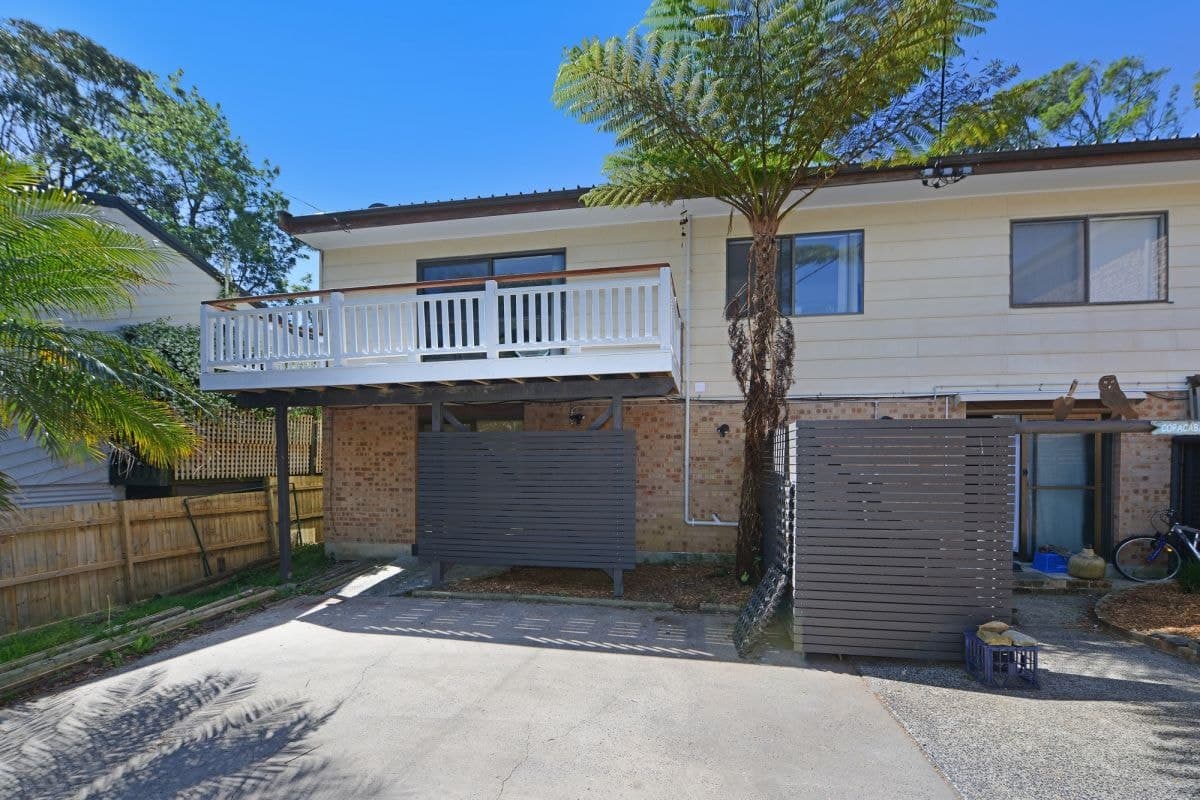 2/20 Warwilla Ave, Copacabana, NSW, Copacabana - Image 1