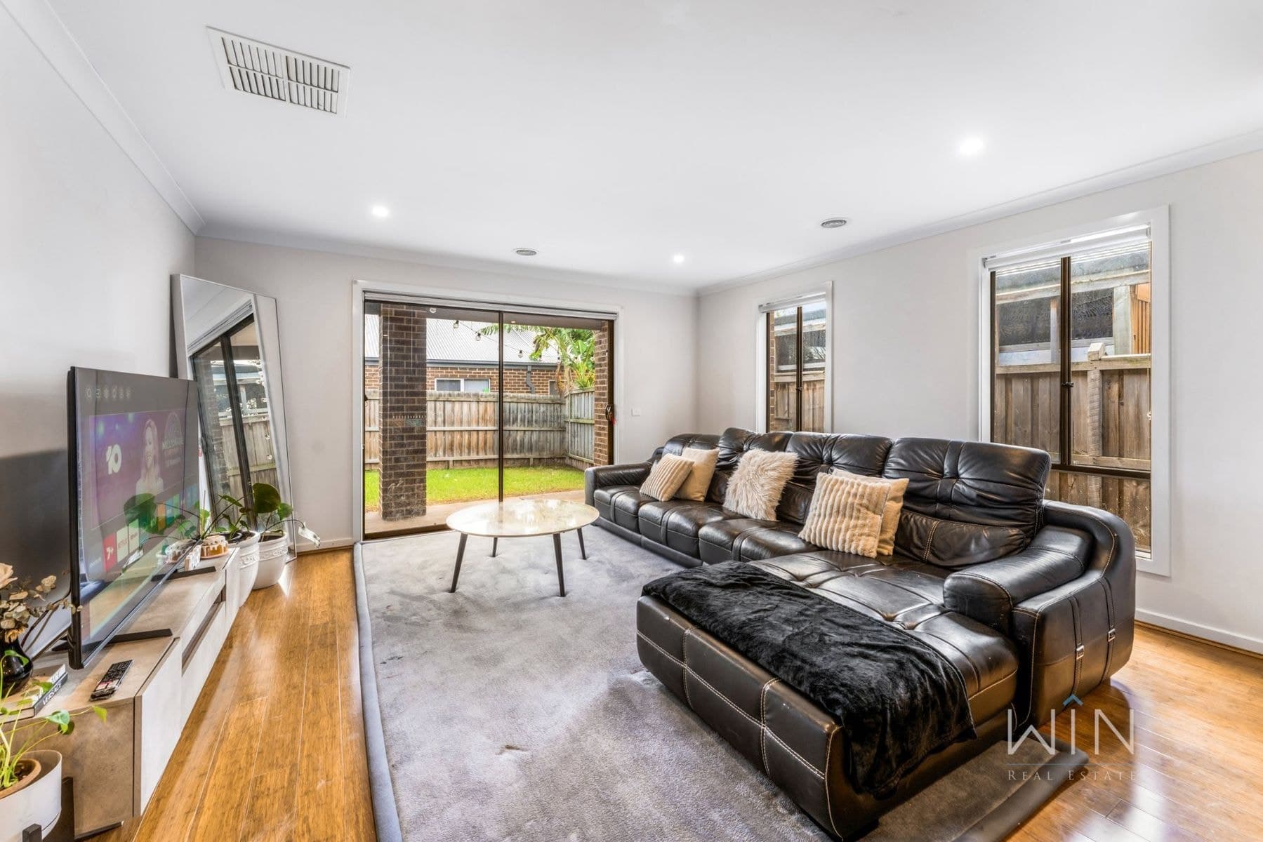 21 Hartland Drive, Cranbourne North, VIC 3977, Cranbourne North - Thumbnail 2